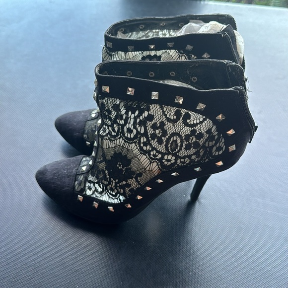 Black Lace & Studded High Heel Bootie, Size 8 - Picture 3 of 5